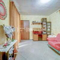 QUATTRO LOCALI CON DOPPI SERVIZI RISTRUTTURATO IN