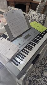 Casio LK-280 Tastiera 61 Tasti Luminosi + Custodia