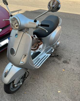 Piaggio Vespa Lx125 ie