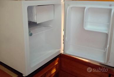 Mini frigo perfettamente funzionante 