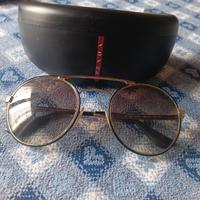 occhiali da sole Prada 