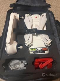 Drone con borsa per il trasporto più accessori