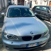 Lo vende per comprarne uno nuovo.