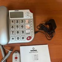 Telefono con allarme salvavita