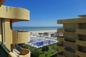 Trilocale con Terrazzo Vista Mare e Posto Auto