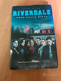 Libro Riverdale Fuga dalla città