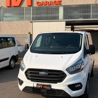 Ford Custom 5posti 2018
