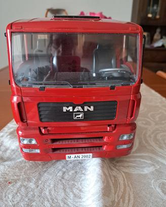 Camion bruder