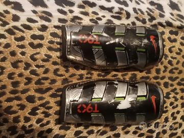 parastinchi della Nike originale 