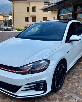Volkswagen Golf GTI Performance 2.0 230 CV TETTO H