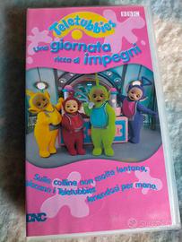 LOTTO DI 3 VIDEOCASSETTE PER BAMBINI