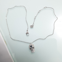 Collana Swarovsky con ciondolo teschio e cuore