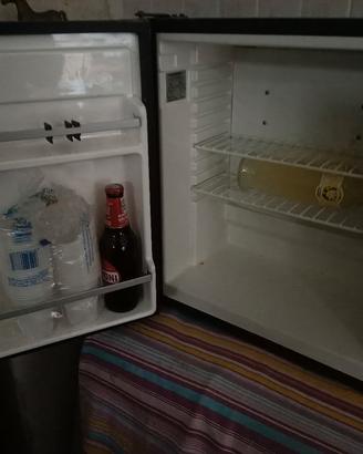 Frigo di piccole dimensioni 