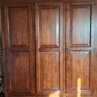 Amadio a 3 ante in legno masiccio