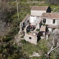 Rudere con terreno