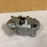 pinza anteriore ajp derbi 50