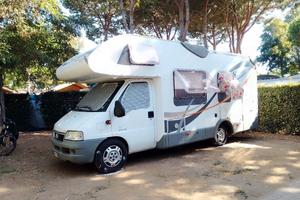 Camper mansardato knaus  