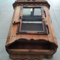 Vetrina in legno originale