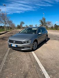 Volkswagen Passat 1.6 TDI DSG Comfortline BlueMoti