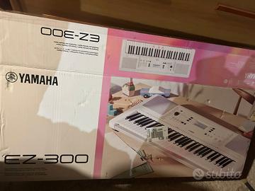 Tastiera Yamaha Ez 300 tasti luminosi 