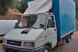 autocarro Daily Iveco 49/12