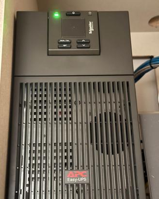 UPS APC Easy UPS On-Line SRV3KI-E 3000VA /