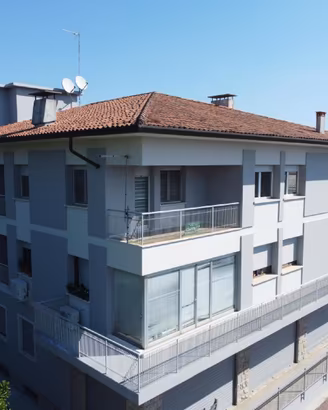 SPAZIOSO APPARTAMENTO IN STILE ATTICO
