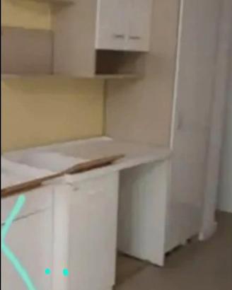 mobili per locale lavanderia 