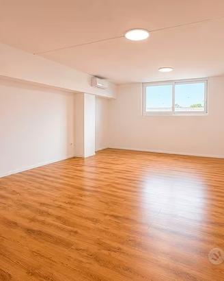 Locale commerciale 107m²