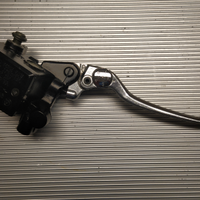 YAMAHA FZ1 Pompa freno
