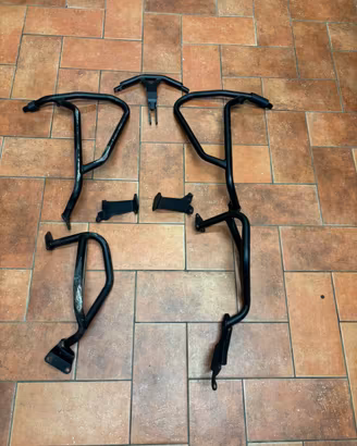 telai paracarene/motore africa twin 1100