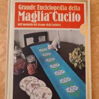 Grande enciclopedia della maglia del cucito 