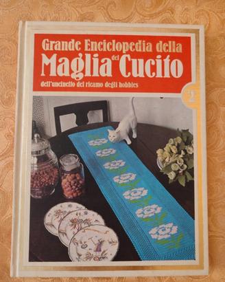 Grande enciclopedia della maglia del cucito 