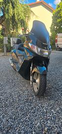 suzuki burgman 400