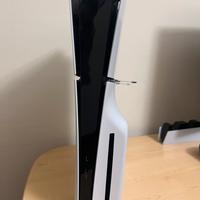 Ps5 slim disk 1tb in garanzia 2 dualsense 3 giochi