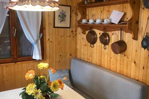 Roulotte con casetta in legno