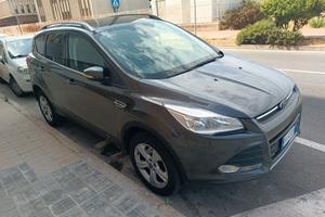 Ford Kuga 2.0 TDCi Diesel – 2015