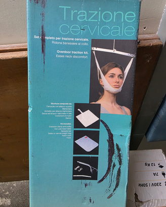 Attrezzo ortopedico per trazione cervicale