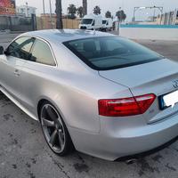Audi A5 3.0 TDI V6 quattro da vetrina "LEGGERE"