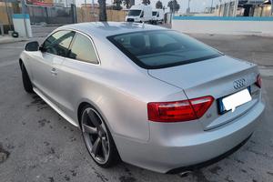 Audi A5 3.0 TDI V6 quattro da vetrina "LEGGERE"