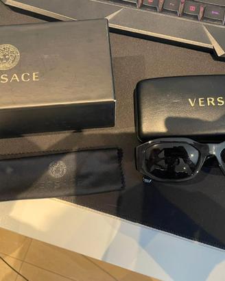 occhiali da sole versace