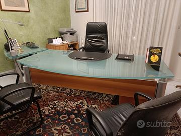 scrivania - studio professionale 