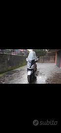 X-Max 250