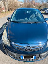 Opel Corsa 1200 Benzina GPL anno 2012