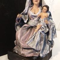 mamma donna con bambino in CARTAPESTA leccese 