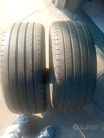gomme 215/45/R16