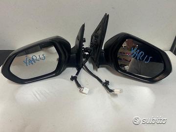Specchietto retrovisore dx sx toyota yaris 2020>25