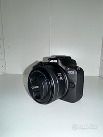 Canon R50 + obiettivo 50mm 1.8