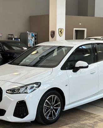 BMW 218 d Active Tourer Msport auto - Camera - Car
