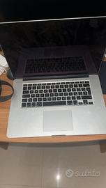 Mac Book Pro (2015)